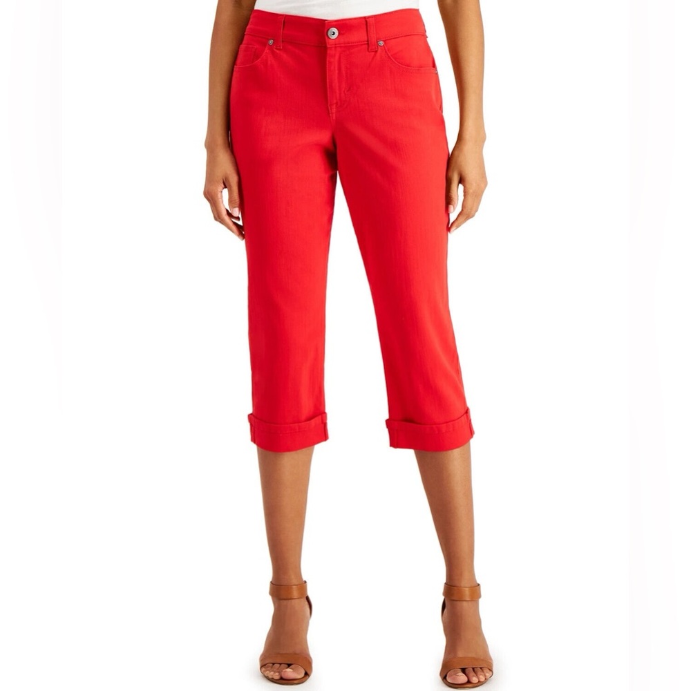 NWT Petite Capris❤️